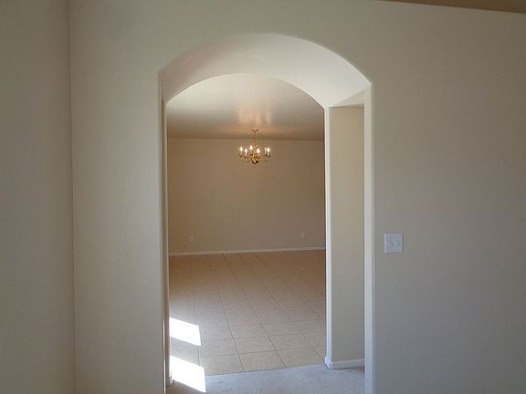 Entrance to dining room 