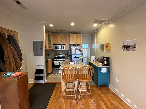2106 South St Photo 1