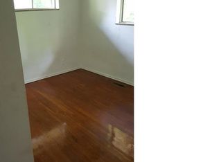 9862 Scottdale Dr, Saint Louis, MO 63136