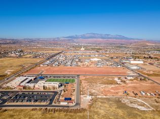 E 2220 S, Saint George, UT 84790