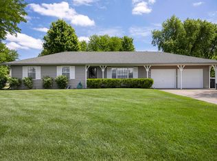 931 Trinity Dr, Newton, KS 67114