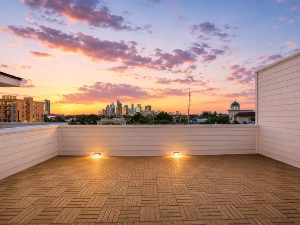 1110 Peden St #B, Houston, TX 77006