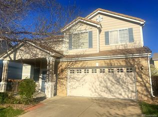 407 Ivory Cir, Aurora, CO 80011