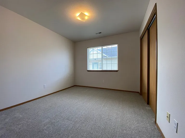 145 N 18th E #G27 — Photo 19