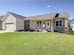 459 Pebble Creek Dr, Fraziers Bottom, WV 25082