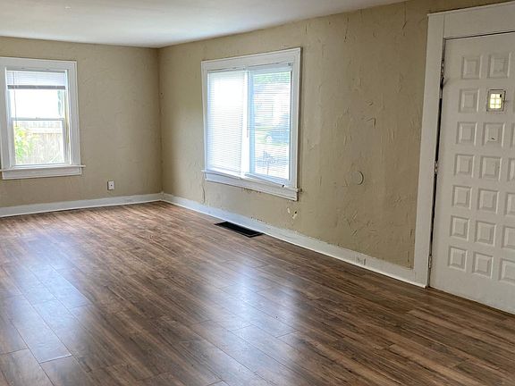 2nd image of 2228 Hamilton Ave