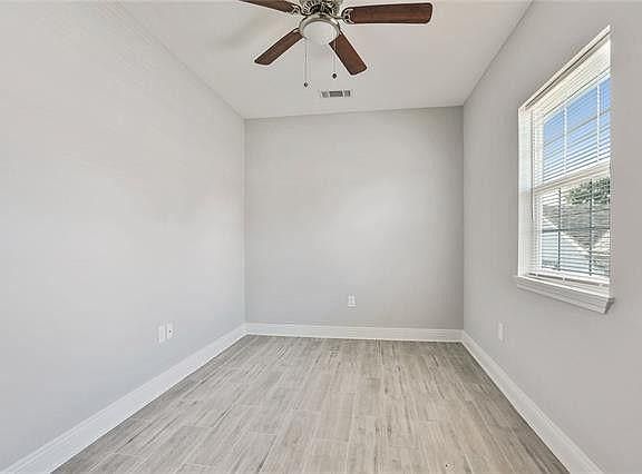 5th image of 4115 Toulouse St