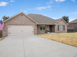 2009 Misti Woods St, Gentry, AR 72734
