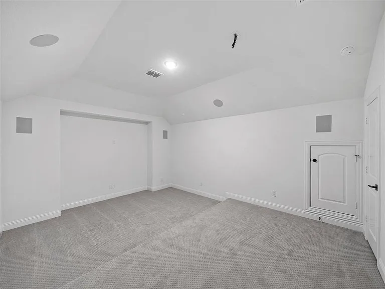 4280 Mill Pond Dr — Photo 27