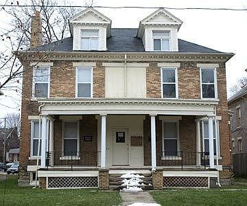 1st image of 1464 Neil Ave