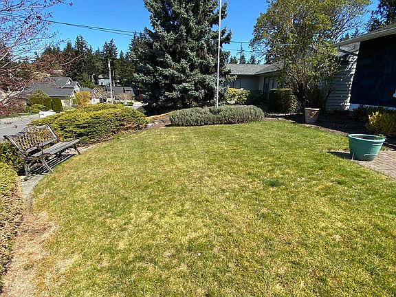 3rd image of 338 Heather Dr