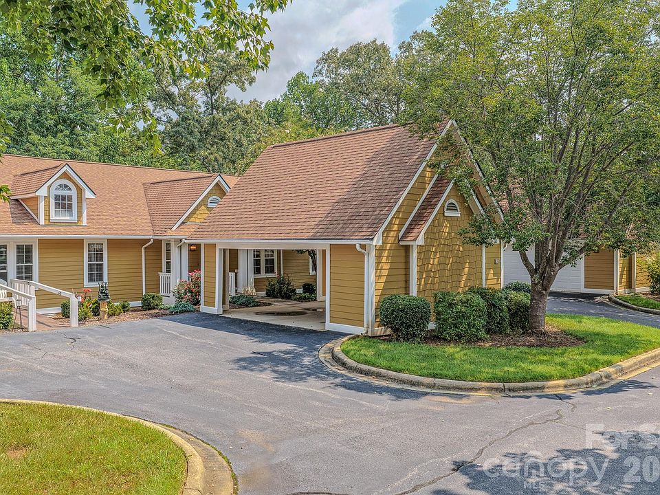 1st image of 902 Woodlea Ct