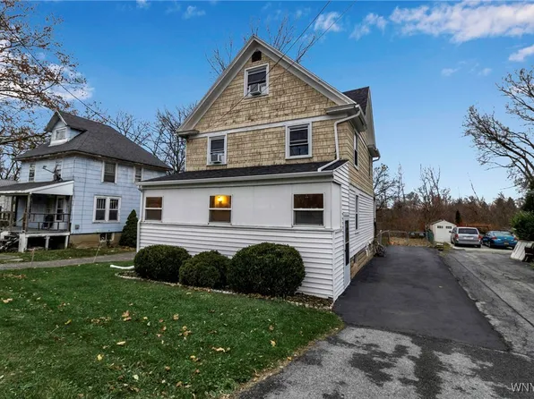 4997 E Main Street Rd, Batavia, NY 14020