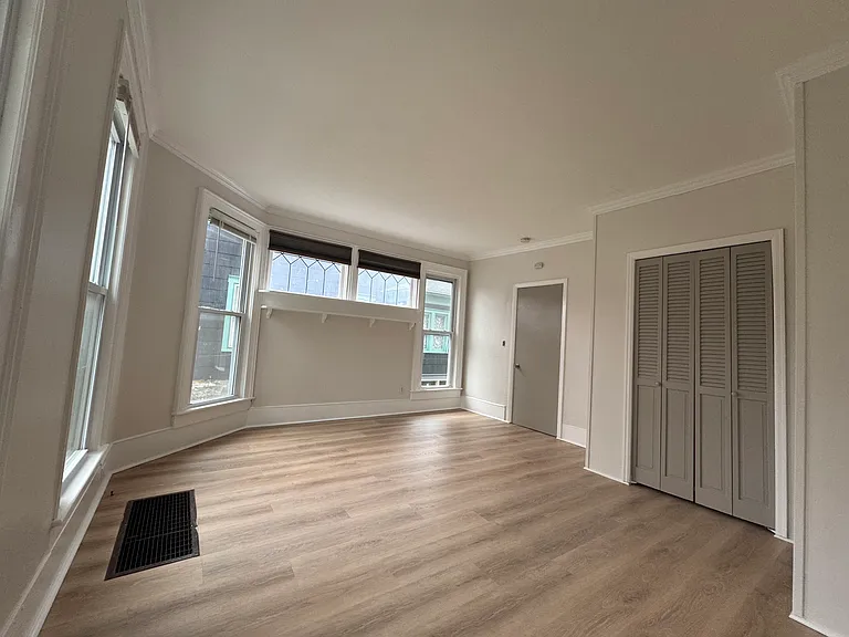 604 Willis Ave #1 — Photo 10