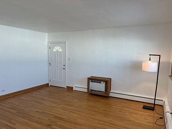 3rd image of 6050 S Central Ave #5