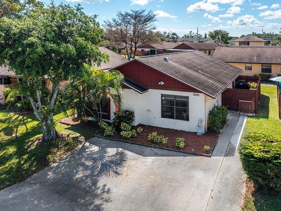 1st image of 5356 Mendoza St