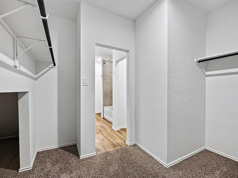 1726 Windstone Ridge Dr — Photo 42