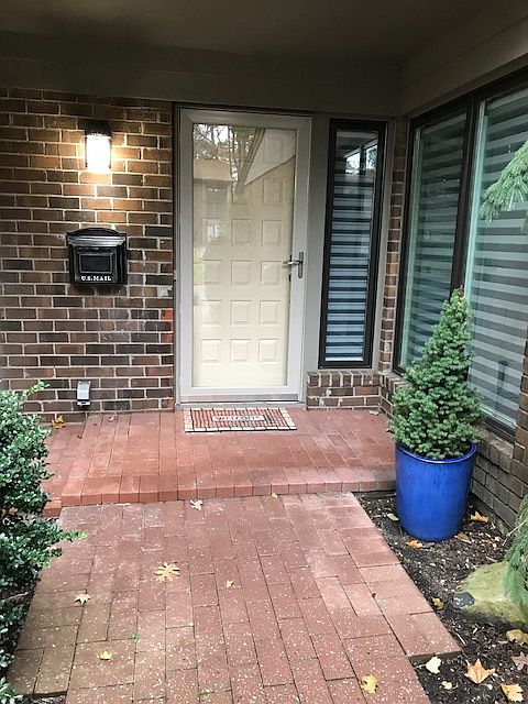 2nd image of 218 Northwood Ct
