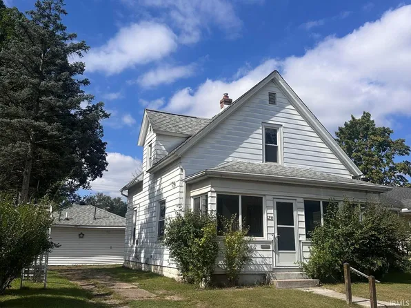 1233 S 33rd St, South Bend, IN 46615