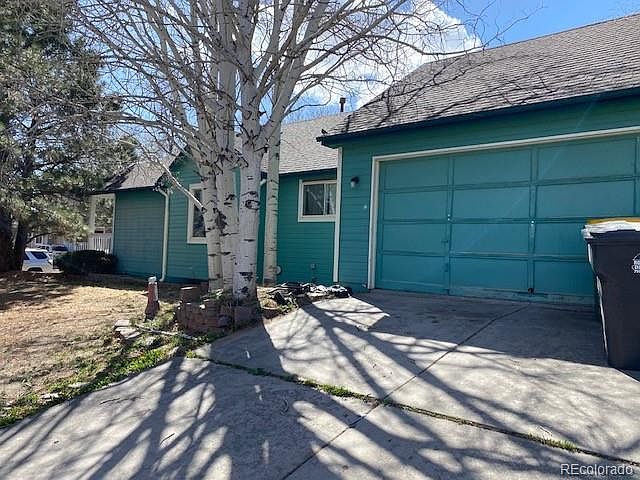 1st image of 6182 Desoto Dr