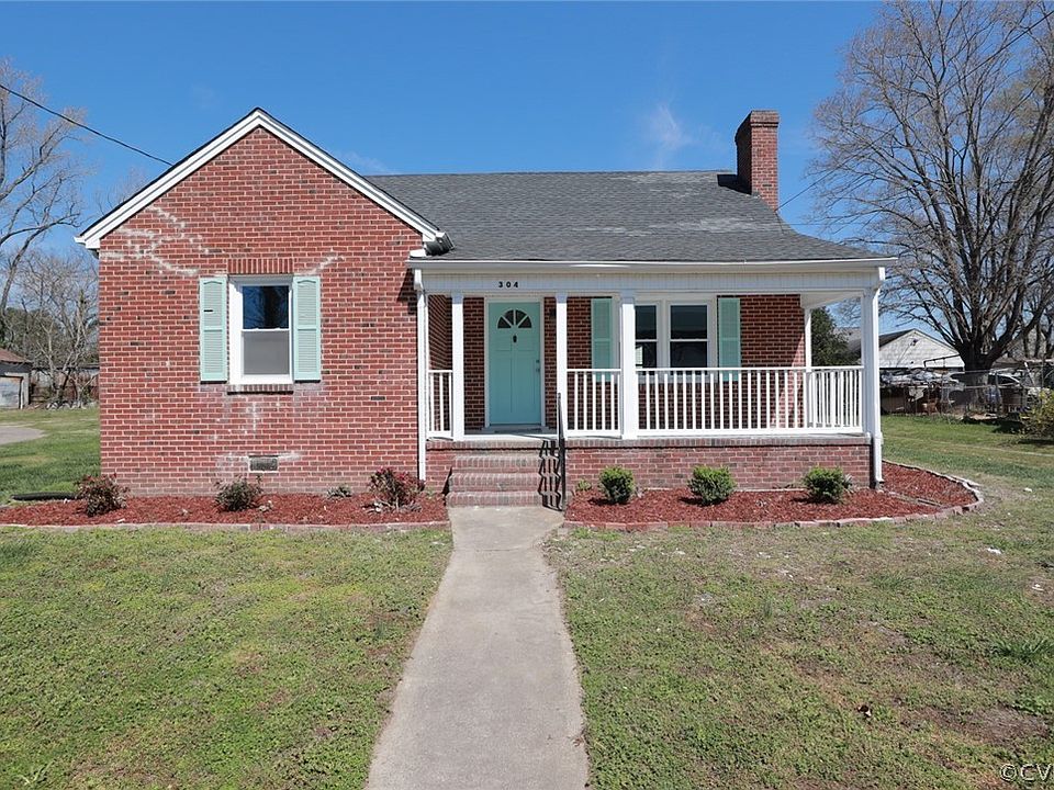 1st image of 304 W End Blvd