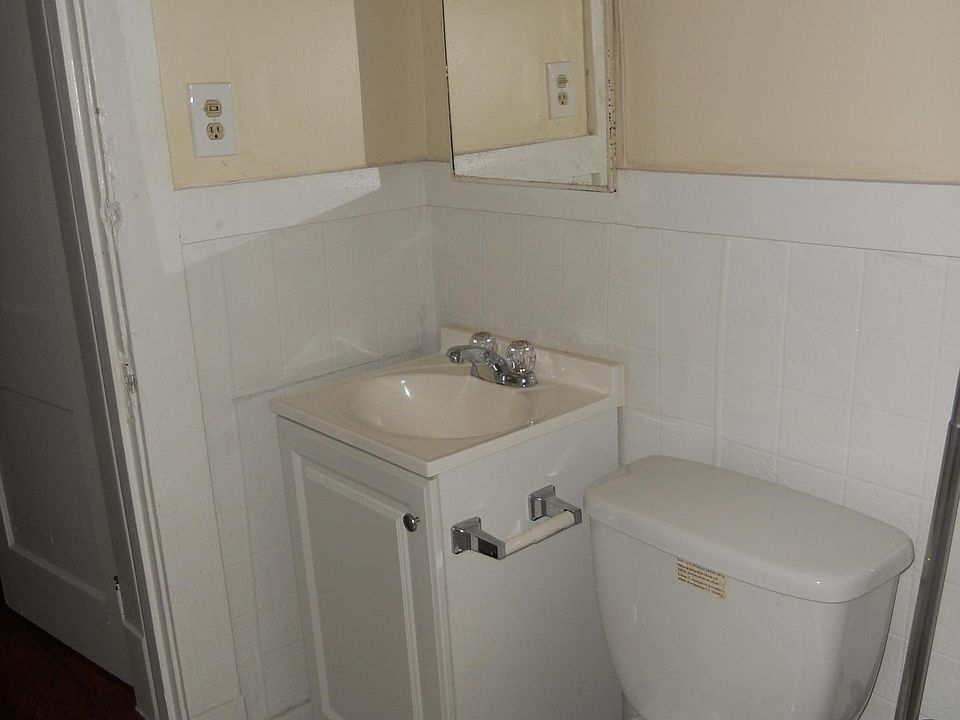 1st image of 1472 Hertel Ave APT 1