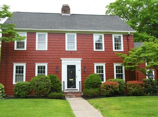 28 Falmouth Rd, Longmeadow, MA 01106