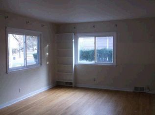 511 S Russell St, Champaign, IL 61821