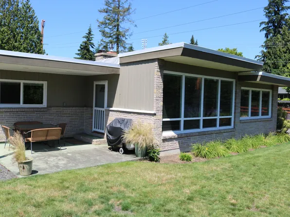 1005 108th Ave SE, Bellevue, WA 98004