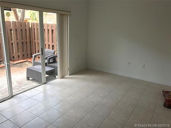 5th image of 3320 NE Thirteen Circle Dr #111-23