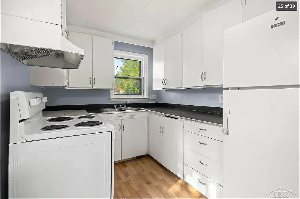 515 N Harrison St — Photo 2