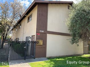708 S Court St APT C, Visalia, CA 93277