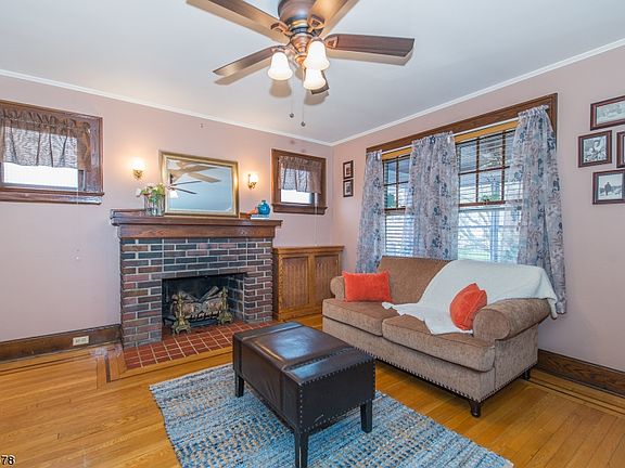 5th image of 8 Belmohr St