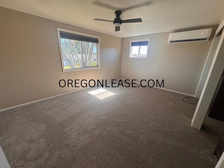 1710 Rambling Dr #1 — Photo 10