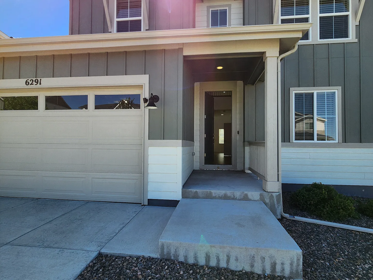 5 bed, 3.5 bath, 2771 sqft, $3,850 — Photo 2