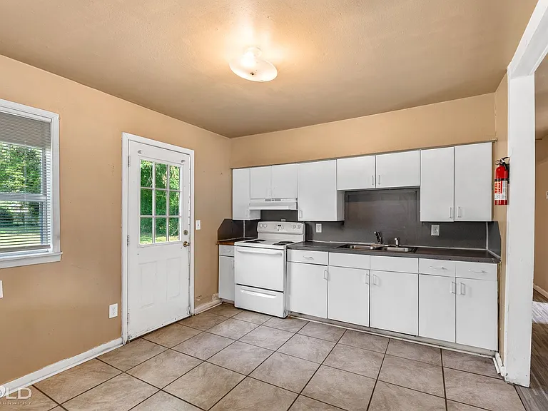1222 Lampkin St — Photo 10