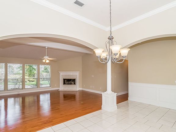 4th image of 1145 Ashmore Dr