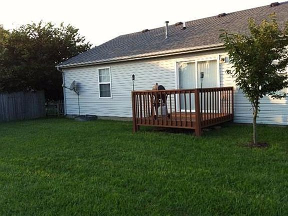 3rd image of 104 Glenbrook Ct