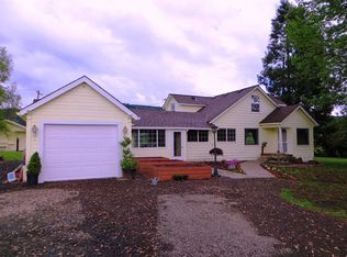 835 Wilson Rd, Yoncalla, OR 97499