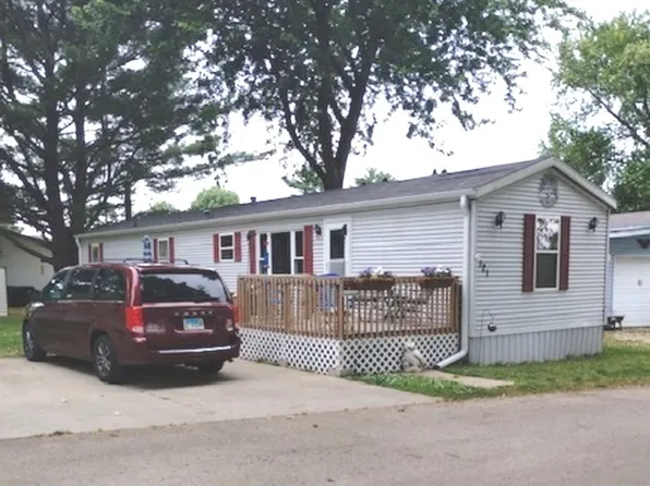 291 State Route 2 #121, Dixon, IL 61021