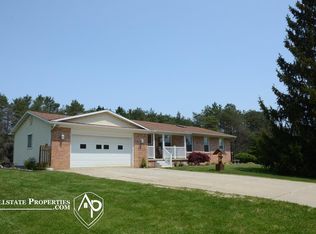 8433 Farrand Rd, Otisville, MI 48463