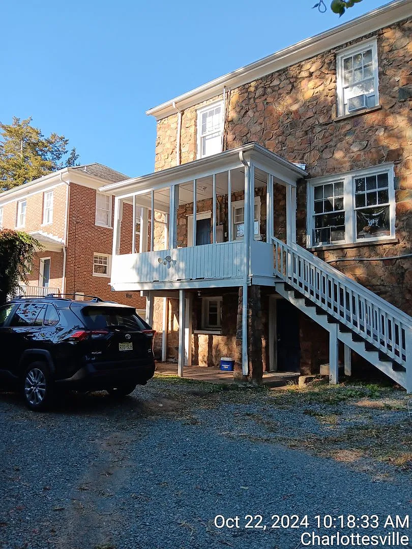 502 14th Street Living 8 Bedroom / 4 Bathroom Leasing Year 2027-2028 — Photo 4