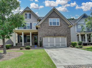 121 Spur Ln, Alpharetta, GA 30009