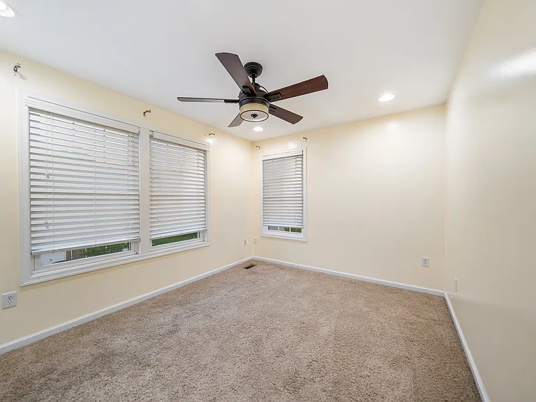 3114 Raintree Dr — Photo 17