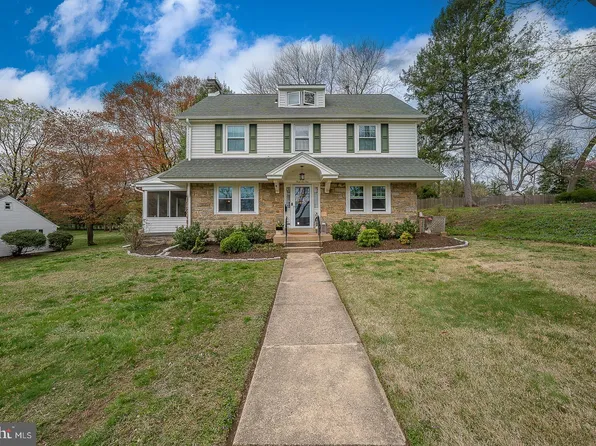 361 Summit Rd, Springfield, PA 19064