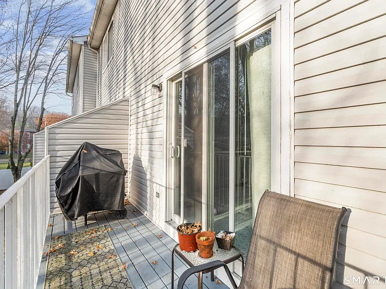 360 W Spring St #A7 — Photo 12