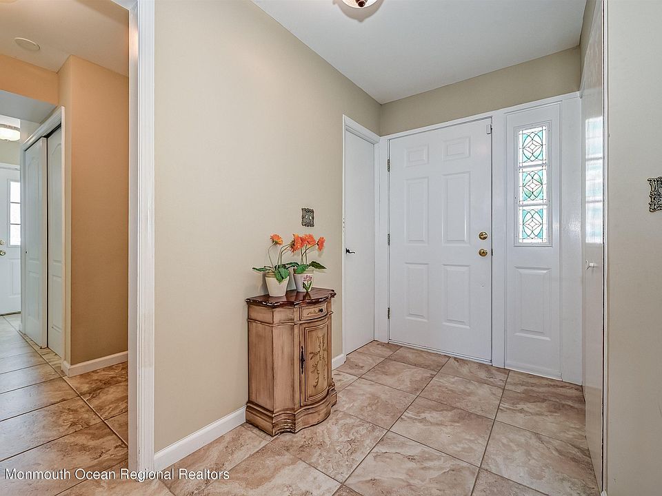 4 Cheryl Drive, Oakhurst, NJ 07755 Zillow