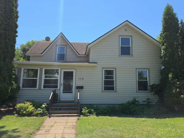 119 Woodley St W, Northfield, MN 55057