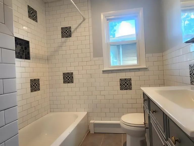 18 English Ave #2 — Photo 9