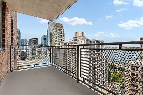 Sold by Corcoran | media 37